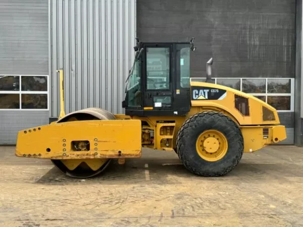 Caterpillar CS76 XT - Image 3